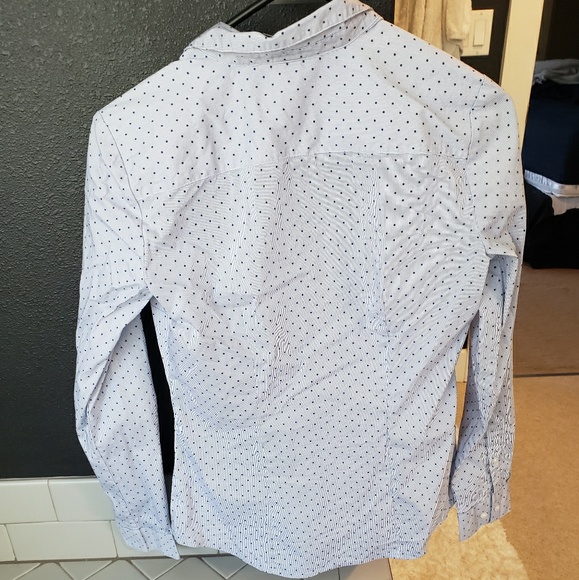 H&M blue polka dot button up - Picture 2 of 4